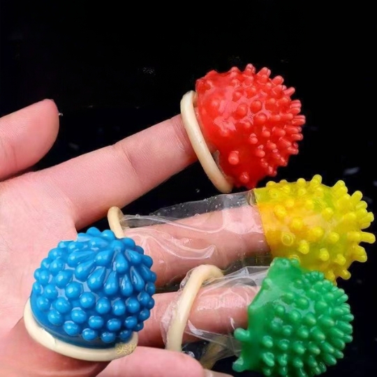 Bao cao su siêu gai - tăng khoái cảm  cho bạn tình