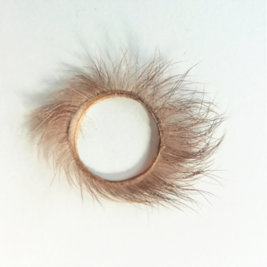 Vòng lông mắt cừu - kích thích hơn.